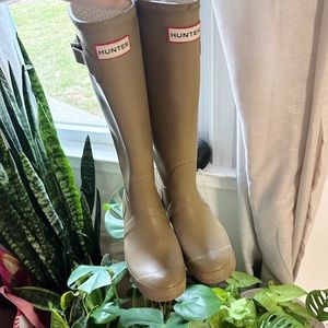 Tan Hunter Boots